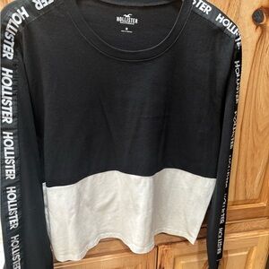 Hollister Black and White Long Sleeve Shirt women’s cropped tee Hollister tee